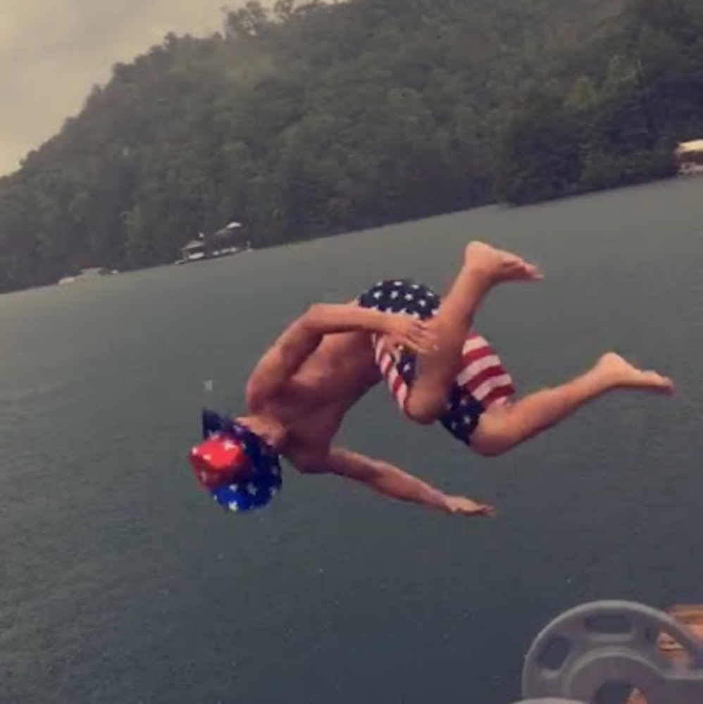 Meet your Posher, Riley